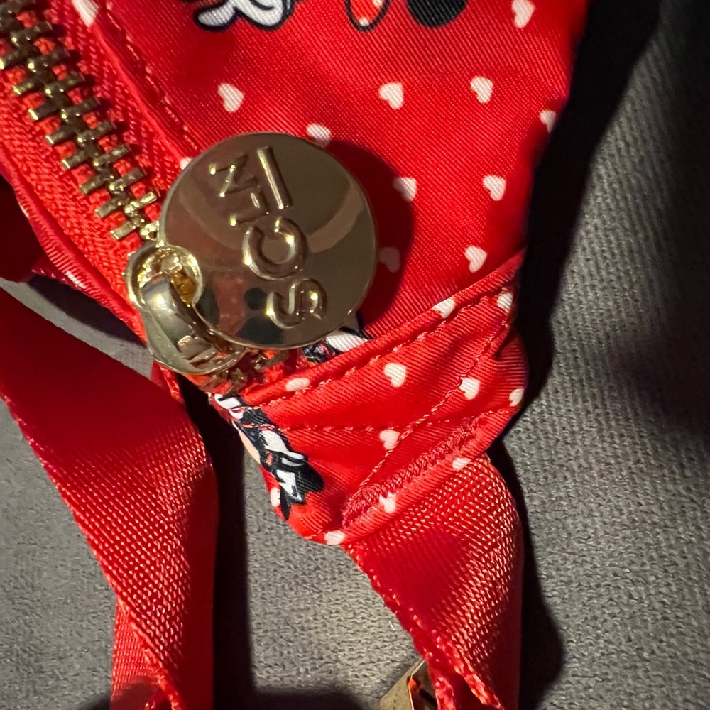 Stoney Clover Lane x Disney Friends Forever Fanny pack - Picture 3 of 11